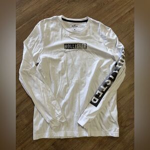 Hollister Signature White Long Sleeve Tee